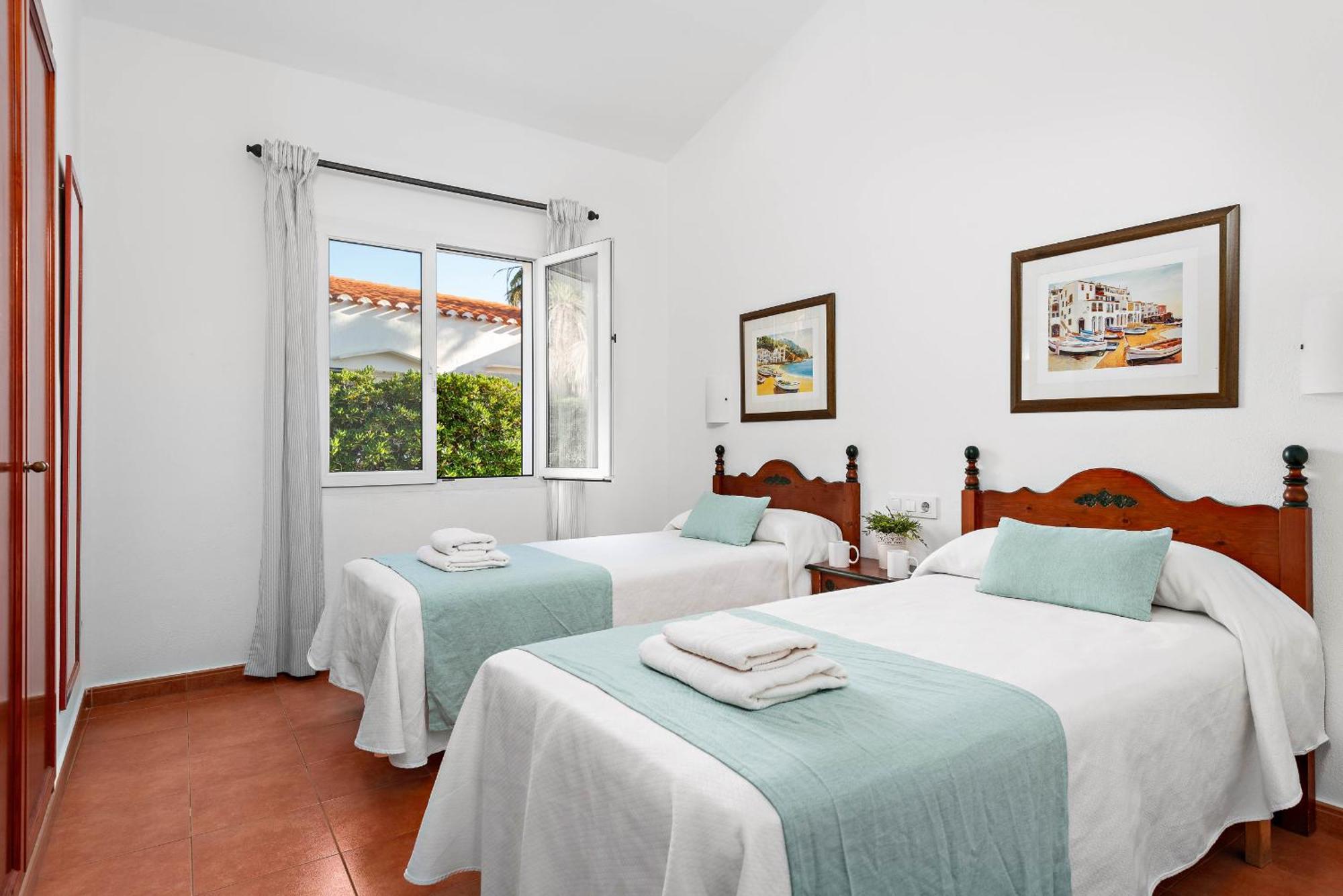 Villas Begonias Cala en Bosch Luaran gambar